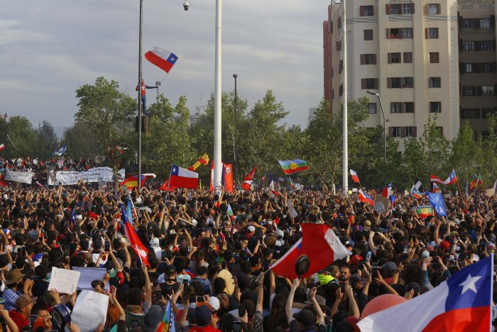 Convocan a «la marcha más grande de Chile 2» frente al Palacio de la Moneda