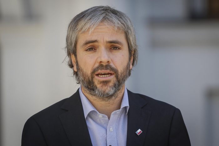 Ministro Blumel condena ataques a Carabineros: «Vamos a tener tolerancia cero con la violencia, no habrá impunidad»