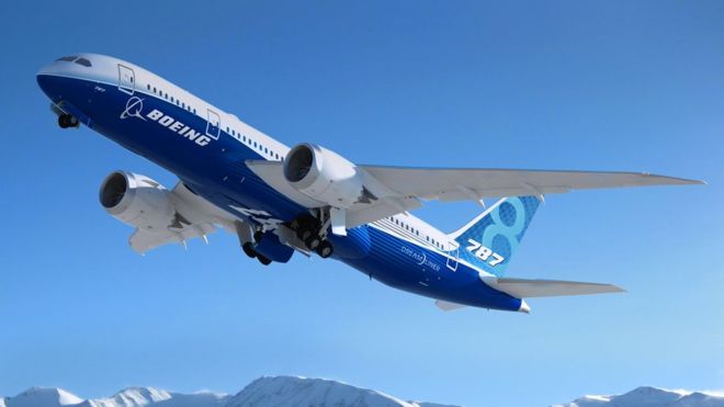 Boeing: el informante que denuncia nuevos problemas con otro modelo de avión de la compañía
