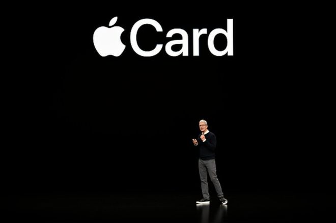 Apple Card: por qué dicen que la tarjeta de crédito del gigante tecnológico es «sexista»