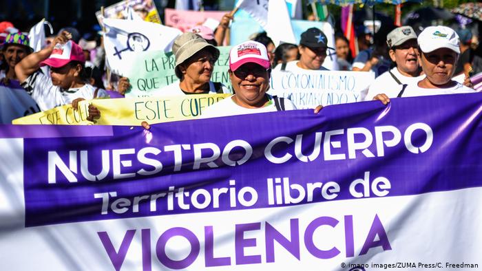 El Salvador: prohibición radical del aborto es «violencia institucionalizada»
