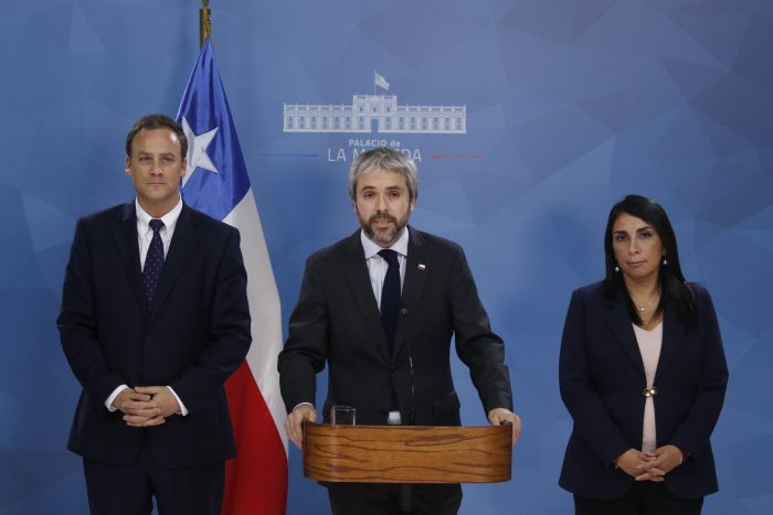 Gobierno valora el acuerdo de los parlamentarios por una nueva Constitución: «Es un día histórico para Chile»