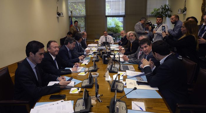 Comisión Mixta despachó Presupuesto 2020 y adelantó para diciembre el aumento de pensiones del Pilar Solidario