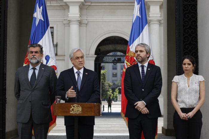 Mientras la oposición exige a Piñera asumir su responsabilidad en el orden público, Presidente emplaza al Congreso aprobar su agenda de seguridad