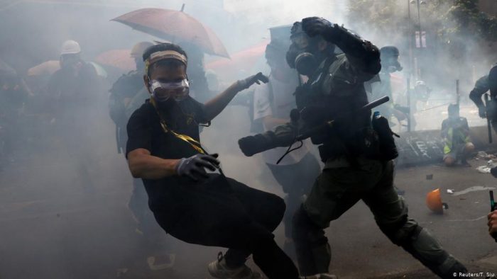 Hong Kong: continúa enfrentamiento en la Universidad Politécnica