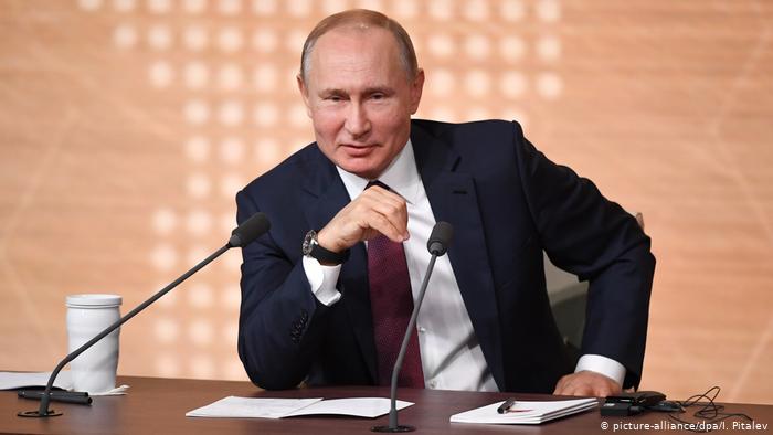 Putin da alas al debate sobre su posible retirada tras este mandato