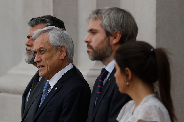 “Nada calza”: citan a ministro Blumel por las declaraciones de Piñera sobre la “tecnología de punta y organizaciones militares” tras los hechos de violencia