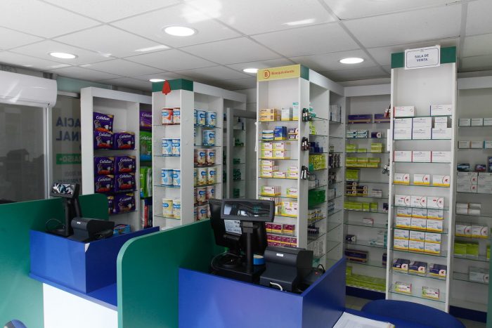Farmacias Populares arriesgan embargo de bienes mientras enfrentan litigio por quiebra