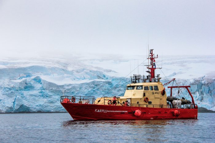 “Karpuj”, la nave científica del INACH, comienza su tercera campaña en Antártica