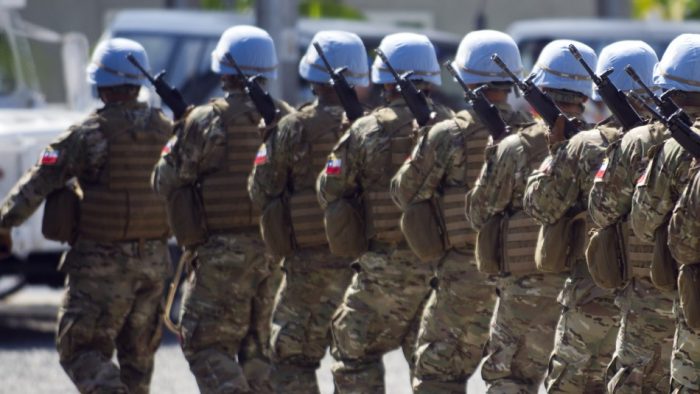 Violaciones sexuales en Haití: Investigadora reveló que 21 bebés son de militares chilenos