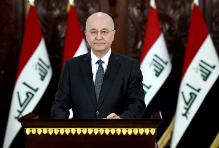 Tras meses de protestas, presidente de Irak dimite para «acabar con el derramamiento de sangre y proteger la paz»