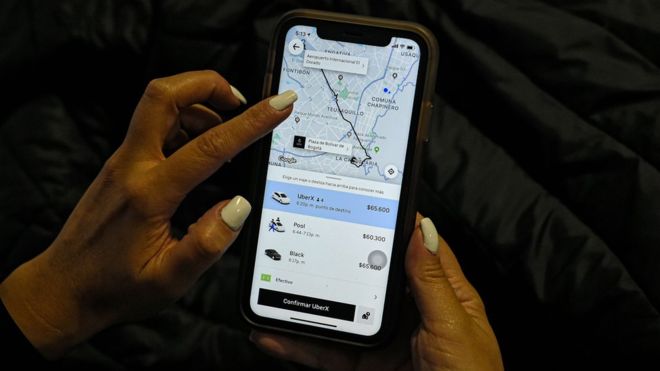 Uber se va de Colombia: cómo se convirtió el país sudamericano en el primero en «cerrarle las puertas» a la app estadounidense