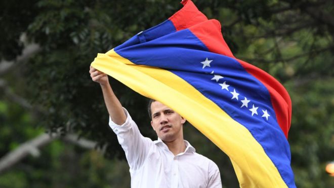 Juan Guaidó: 3 cosas que el dirigente opositor ha logrado y 3 que no en su año como «presidente interino» de Venezuela