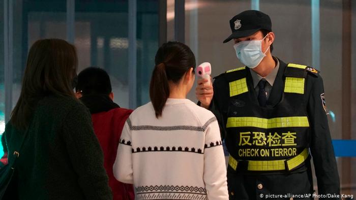 China reporta nueve muertos y 440 contagiados por coronavirus