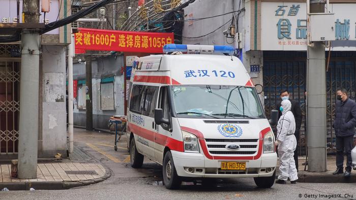 China confirma 26 muertes y 830 contagiados con el coronavirus