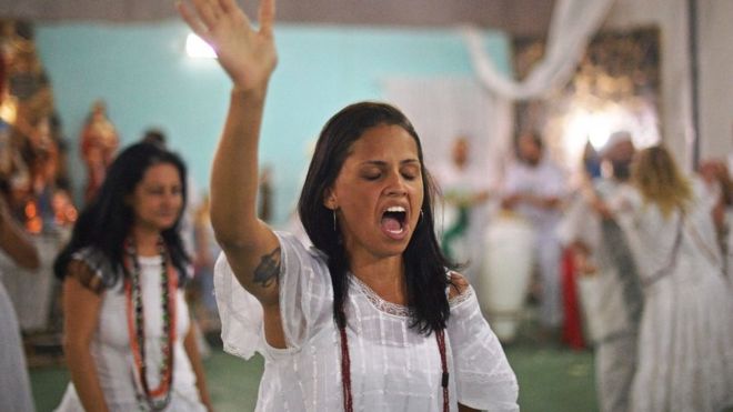 «Traficantes de Jesús», los pandilleros evangélicos que atemorizan a las religiones afrobrasileñas en Brasil