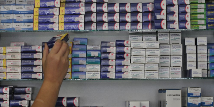 Cenabast inicia búsqueda para expertos que fijarán los precios de medicamentos