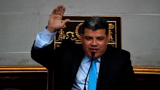 Asamblea Nacional: EE.UU. sanciona a Luis Parra, el diputado que se proclamó «presidente» del Parlamento de Venezuela en lugar de Juan Guaidó