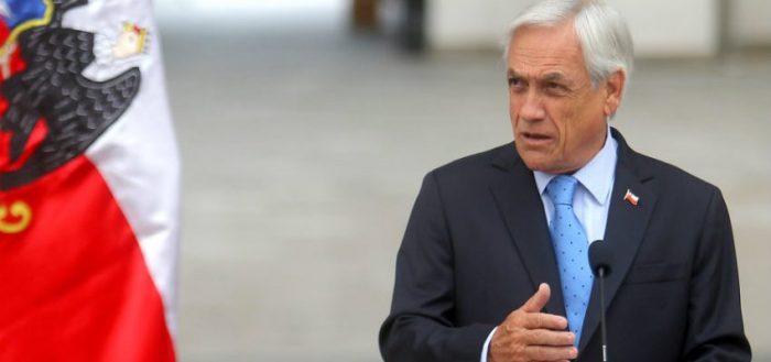 ¿Directo al fracaso?: los riesgos de la estrategia de mantener a Piñera en la primera fila