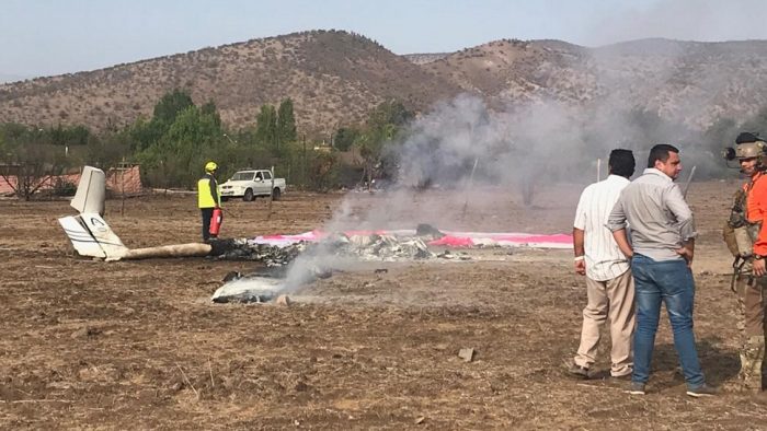 Dos personas mueren tras accidente de avioneta en Colina