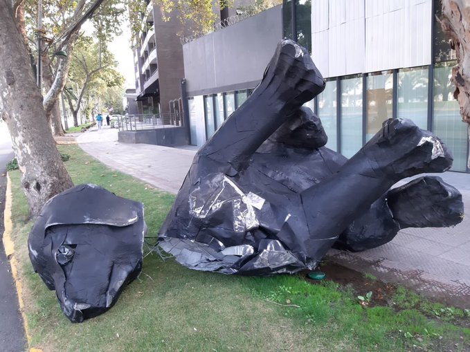 Roban y destruyen por segunda vez estatua del “Negro Matapacos”