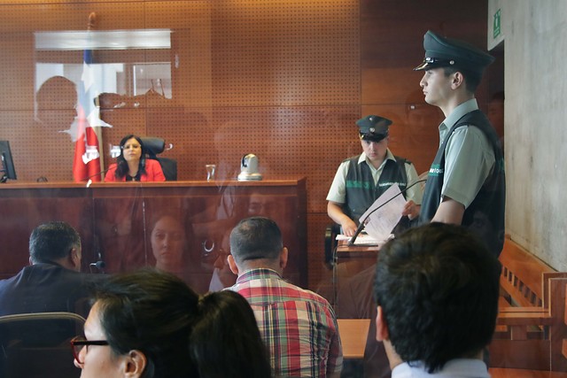 La jueza de la discordia: magistrados critican “prejuicios” de Acevedo en caso de barrista y el INDH anuncia queja disciplinaria