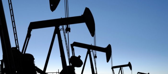Precio del petróleo Brent supera los 70 dólares ante la creciente tensión entre EE.UU. e Irán