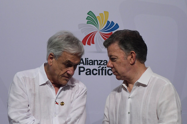 Hasta sus aliados en la región lo cuestionan: expresidente Santos apuntó a los errores de Piñera en el manejo del estallido