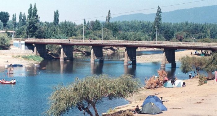 Manifestantes se tomaron puente Renaico para protestar en contra de la intervención del río en plena crisis hídrica