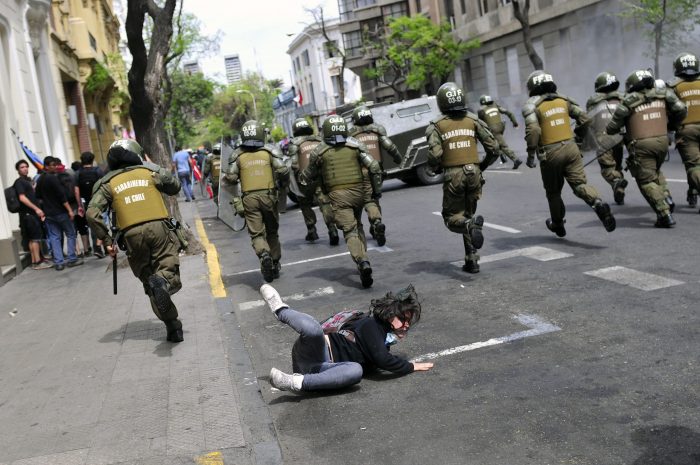 Amnistía Internacional: Chile tuvo en 2019 la peor crisis de DD.HH. desde la dictadura de Pinochet