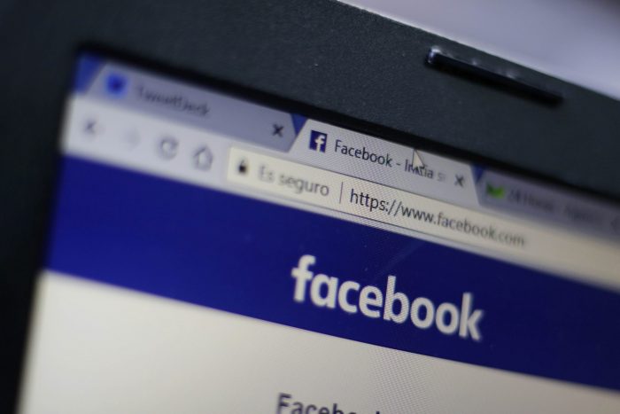 Facebook desmiente al Gobierno de Chile: no hubo intervención extranjera durante el estallido social
