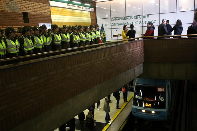Federación de Sindicatos de Metro exige a autoridades de Gobierno y empresa retirar la 60° Comisaría de Carabineros de estación Baquedano