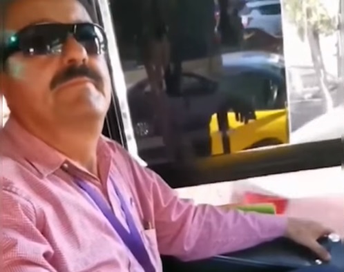 Discriminación en México: conductor expulsa de microbús a pareja homosexual que se besaba en su interior