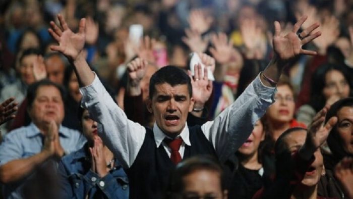 La “luz” de Bolsonaro y el ultraconservadurismo de Unidos en la Fe, el partido político evangélico en formación