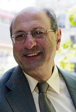 A los 77 años muere el abogado de DD.HH. y académico José Zalaquett Daher