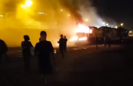 Desconocidos apedrearon e incendiaron tren del Grupo Luksic en Antofagasta