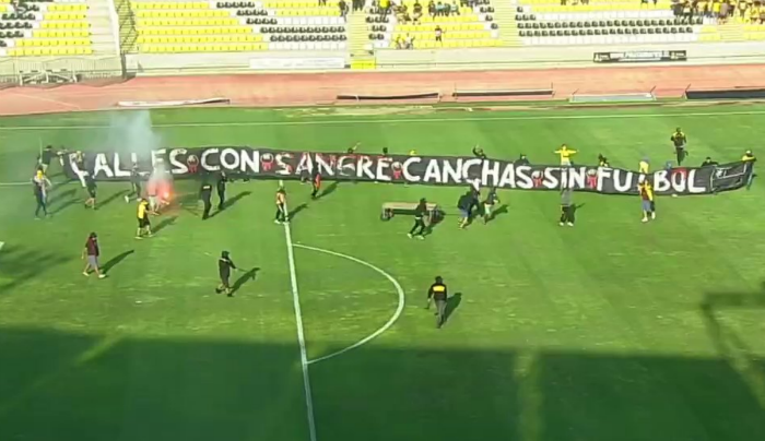 Universidad Católica y Coquimbo Unido fueron sancionados con partidos sin público tras incidentes en sus estadios