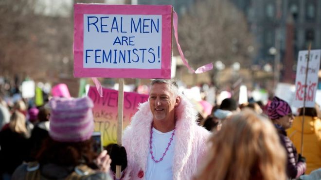 El debate sobre el rol que deben jugar los hombres en el movimiento feminista