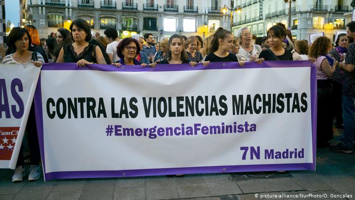 «Estamos contigo»: España lucha contra violencia machista