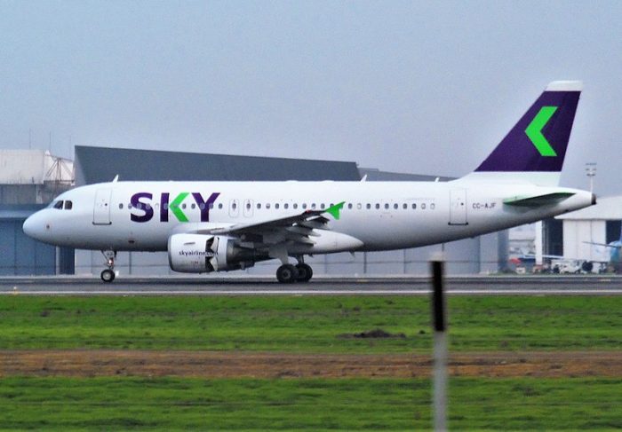 Sky suspende temporalmente sus vuelos entre el 25 de marzo y 30 de abril