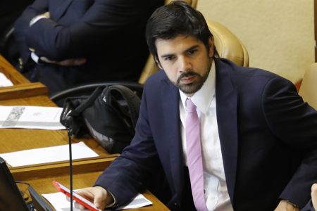 Lavín Jr. renuncia a la UDI tras revelarse rol en Municipalidad de Maipú e investigación de Fiscalía