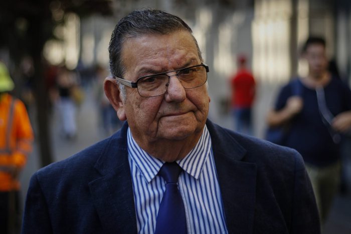 Senador Quinteros por ingreso familiar de emergencia: «Ofrece menos de lo que entrego la dictadura en crisis del 80»
