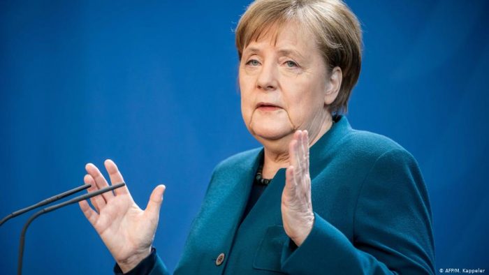 Del giro verde de Merkel a la regresión economicista chilena
