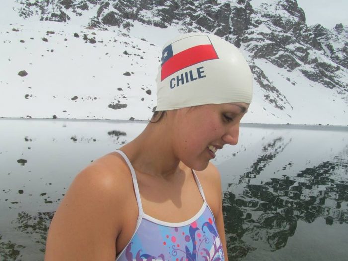 “Sirena de hielo”: Bárbara Hernández es la primera mujer en cruzar nadando el Canal Beagle
