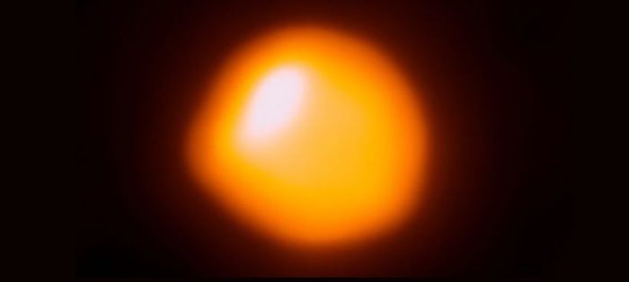 Betelgeuse: el hallazgo que lleva a los científicos a creer que la estrella supergigante en realidad no está a punto de explotar