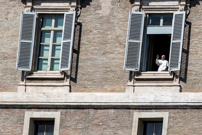 Papa Francisco en picada contra los que evaden impuestos en medio de la pandemia: «Si faltan camas y aparatos de respiración, también es culpa suya»