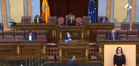 Valentina Cepeda, la mujer que se ganó los aplausos en el Congreso español, en la sesión marcada por las medidas rigurosas contra el coronavirus