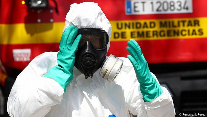 España ralentiza contagios por coronavirus, pero aumentan las muertes