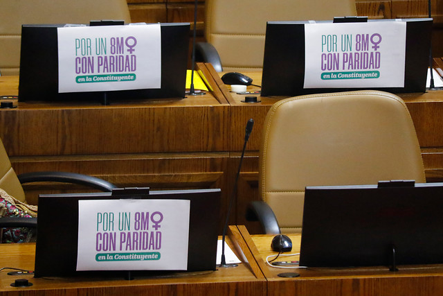 La «letra chica» de la paridad de género: Convención Mixta no garantiza igualdad en el órgano constituyente