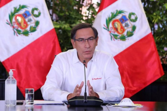Presidente de Perú llamó a hacer una reforma al sistema de AFP: «Han tenido un comportamiento que la mayoría de la población rechaza»